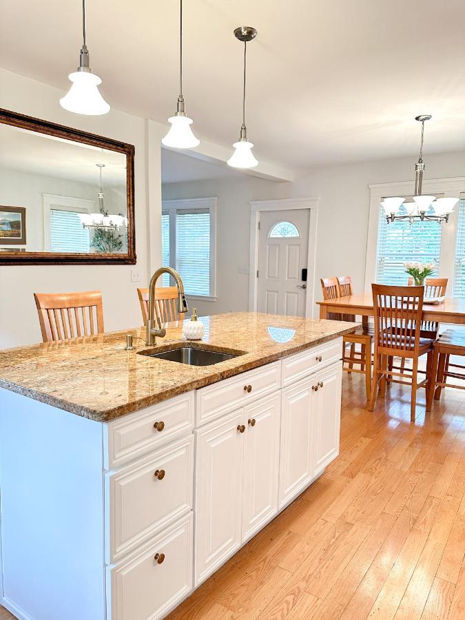 הוילה ניו הייבן 7 Mins Drive To Yale, Large Fenced Yard מראה חיצוני תמונה