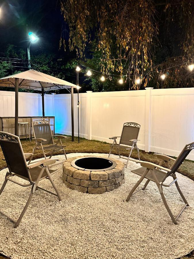הוילה ניו הייבן 7 Mins Drive To Yale, Large Fenced Yard מראה חיצוני תמונה